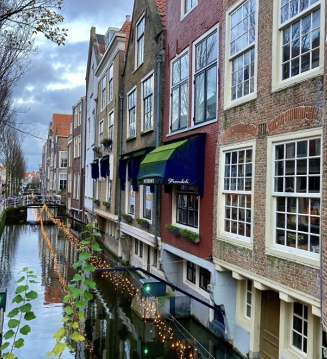 Wonen in Huis van Delft is wonen in het centrum van Delft: een tijdloos icoon op een droomlocatie.